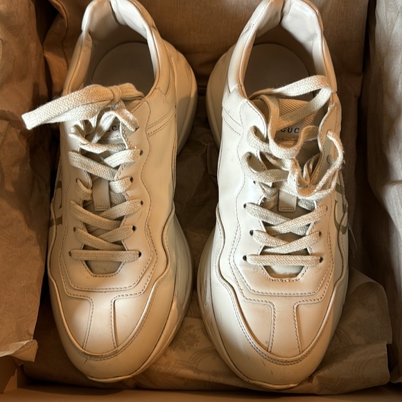 Gucci Rhyton Logo Sneaker - Picture 4 of 6